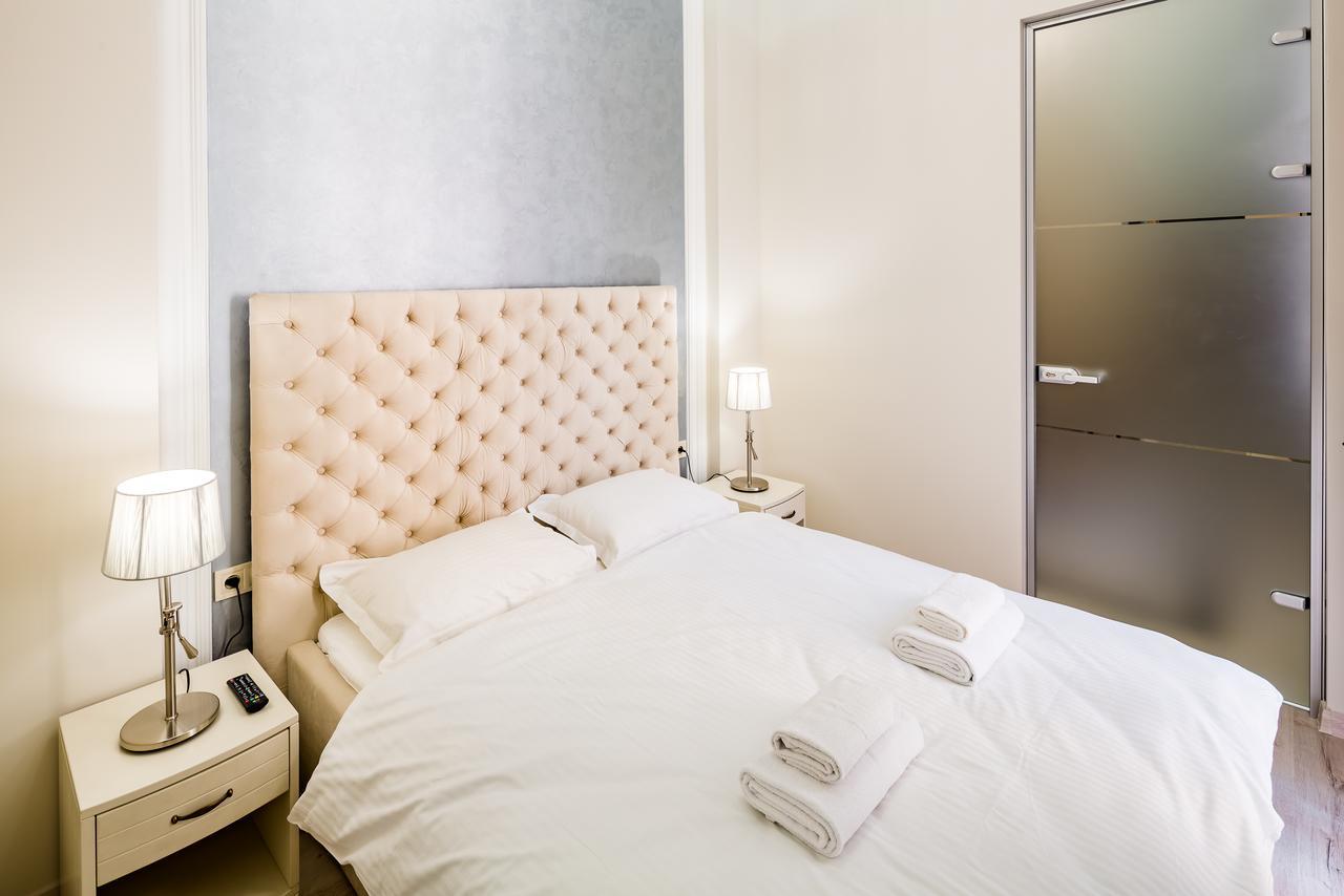 Leogrand Deluxe Apartments On Doroshenka 17 Львов Экстерьер фото