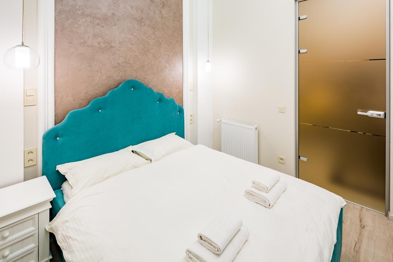 Leogrand Deluxe Apartments On Doroshenka 17 Львов Экстерьер фото