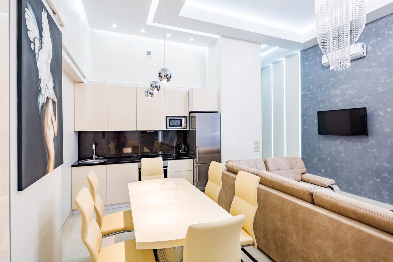 Leogrand Deluxe Apartments On Doroshenka 17 Львов Экстерьер фото